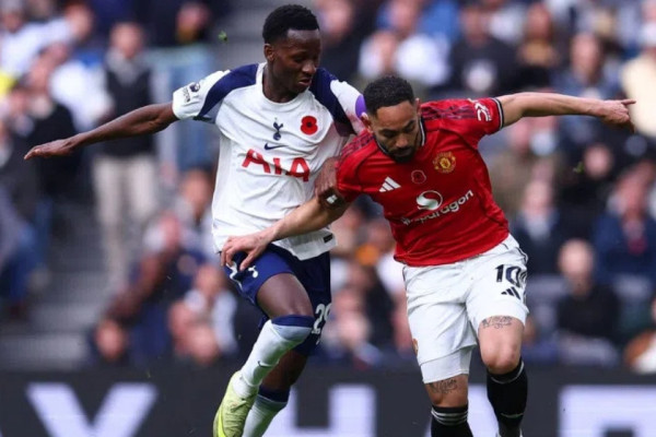 प्रिमियर लिग : टोटनह्यामलाई हराएर लगातार चौथो जितको लक्ष्यमा म्यानचेस्टर युनाइटेड